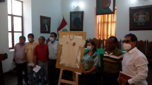 Completan actos por los 50 años de ascenso del León