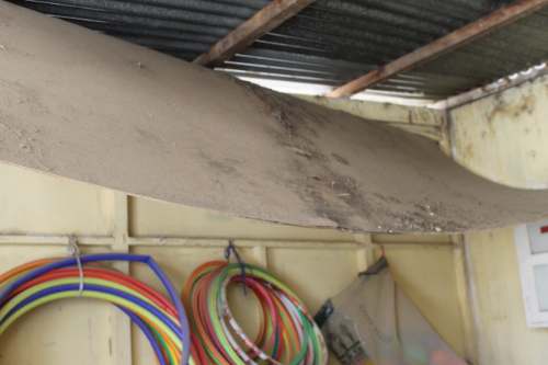Colegio “Virgen del Carmen” en riesgo de colapso. Hacen pedido de ayuda al Gorehco