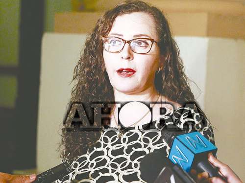 Rosa Bartra: “Los últimos cuatro gobiernos han saqueado al Perú”