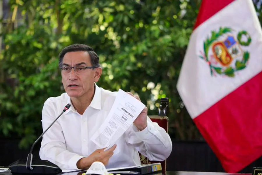 Vizcarra y exministros son denunciados por colusión en compra de pruebas COVID