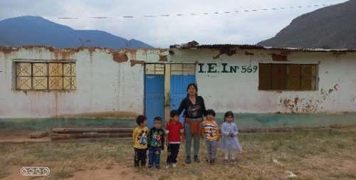Más de 50 niños de nivel inicial estudian en condiciones precarias en Pichipampa