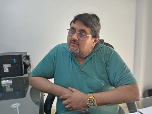Álvaro Mendoza asume gerencia municipal de Huánuco y niega traer personal de confianza