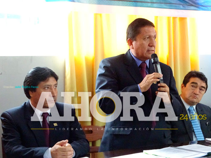 UGEL al 100 % en contratación docente