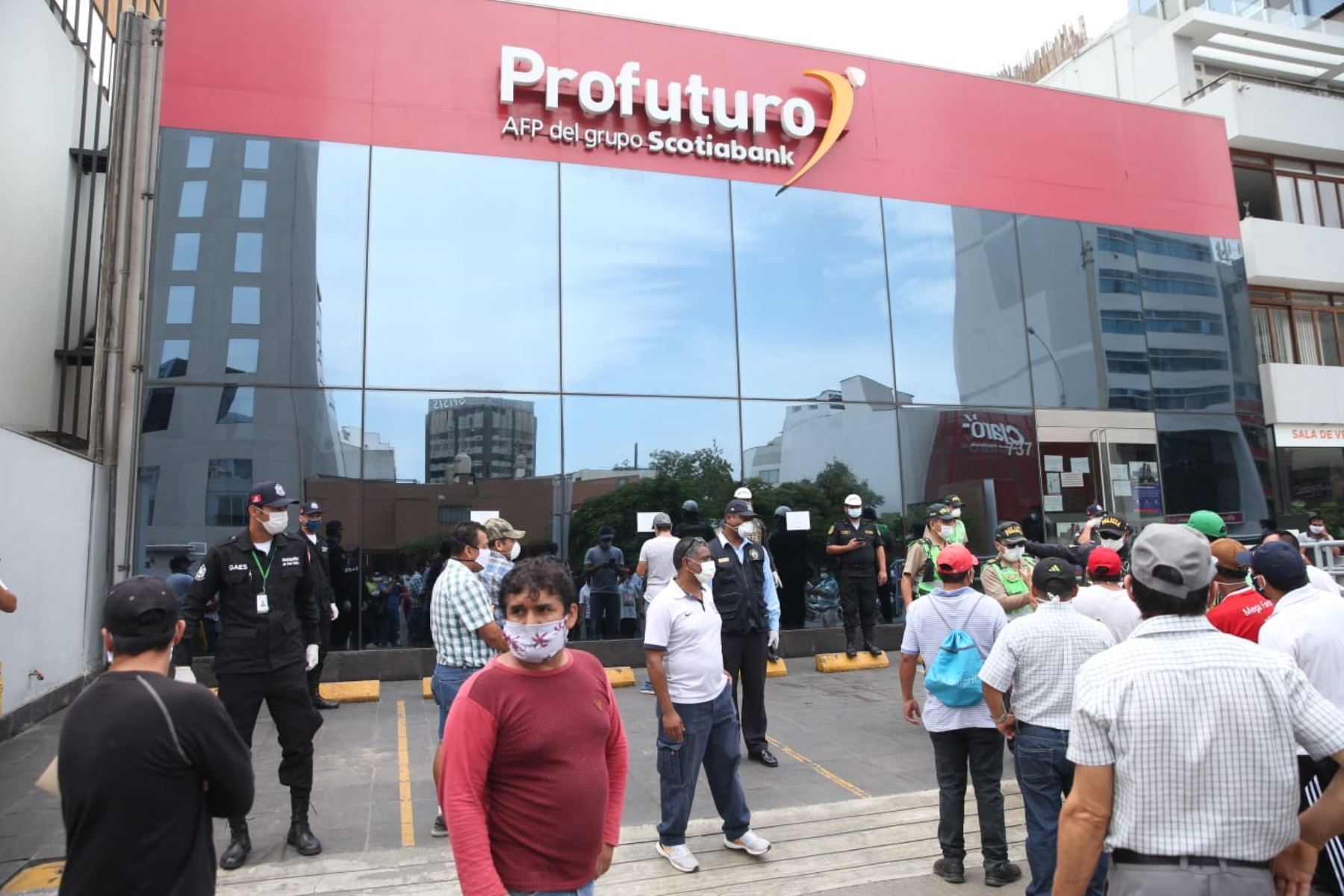 Afiliados a la AFP han retirado S/ 24 263 millones para afrontar impacto del COVID-19