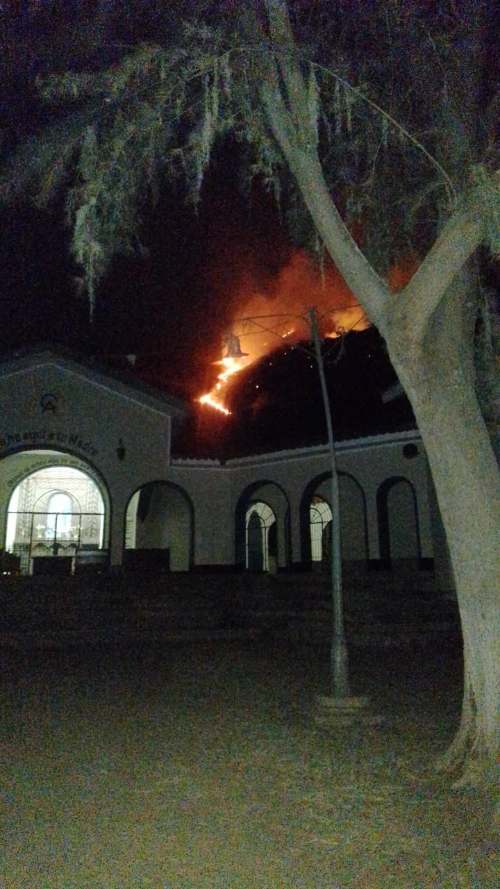 Incendio forestal en Tomayquichua alarma a la comunidad local