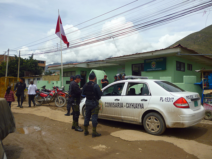 Dopan y roban pertenencias a estudiante