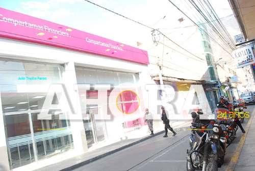 Cuatros delincuentes intentaron robar entidad financiera