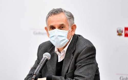 Francke admite que su hijastro contrató con el Estado cuando él ya era ministro