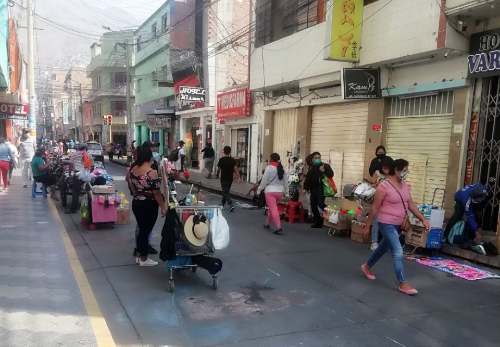 Nuevo gerente de Desarrollo Económico anuncia que ordenará el comercio informal