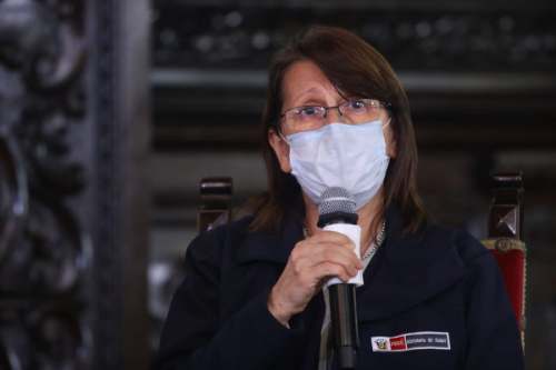 Pilar Mazzetti descarta su continuidad frente al Ministerio de Salud
