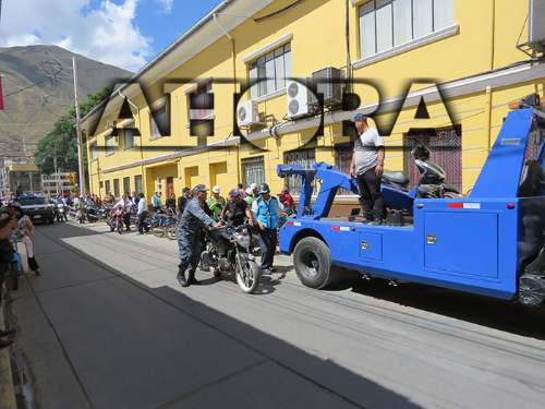 Decenas de motos al depósito municipal