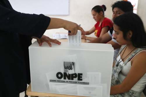 Miembros de mesas deben registrarse para recibir compensación económica