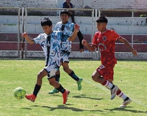 Jugadores de 16 Años Ya Son “Mayores” en la Copa Perú