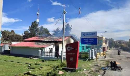 Puno: Incendian Puesto de Vigilancia Fronterizo de Kasani