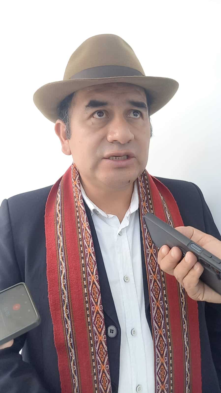 Denuncian que no asignan presupuesto a colegios en emergencia, pese a daños agravados por lluvias