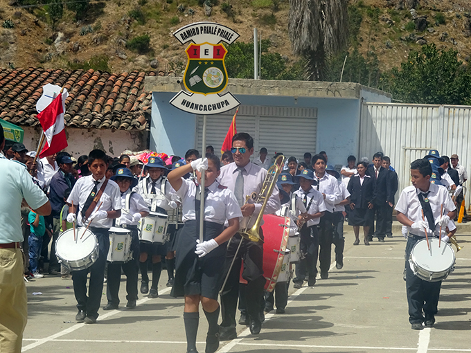 Alumnos mostraron gran fervor patriótico