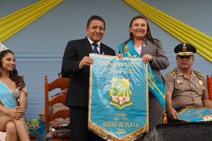 UGEL Huánuco es reconocida por participación en aniversario de Pillco Marca
