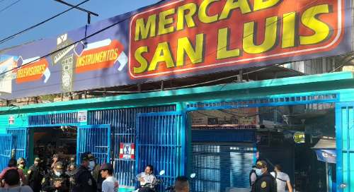 Realizan operativo contra celulares robados en el mercado San Luis