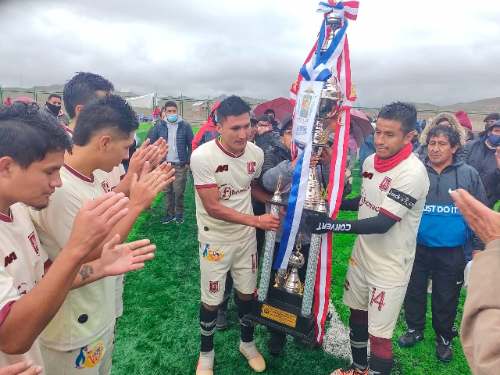 “Peñita” y Paul Bashi regresaron al León de Huánuco
