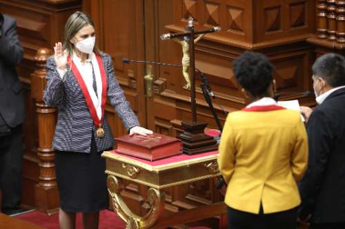 María del Carmen Alva es la nueva presidenta del Congreso