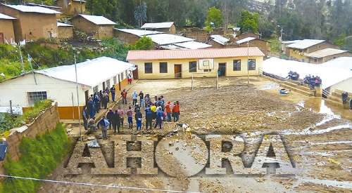 Colapsa un colegio de Margos por inundación