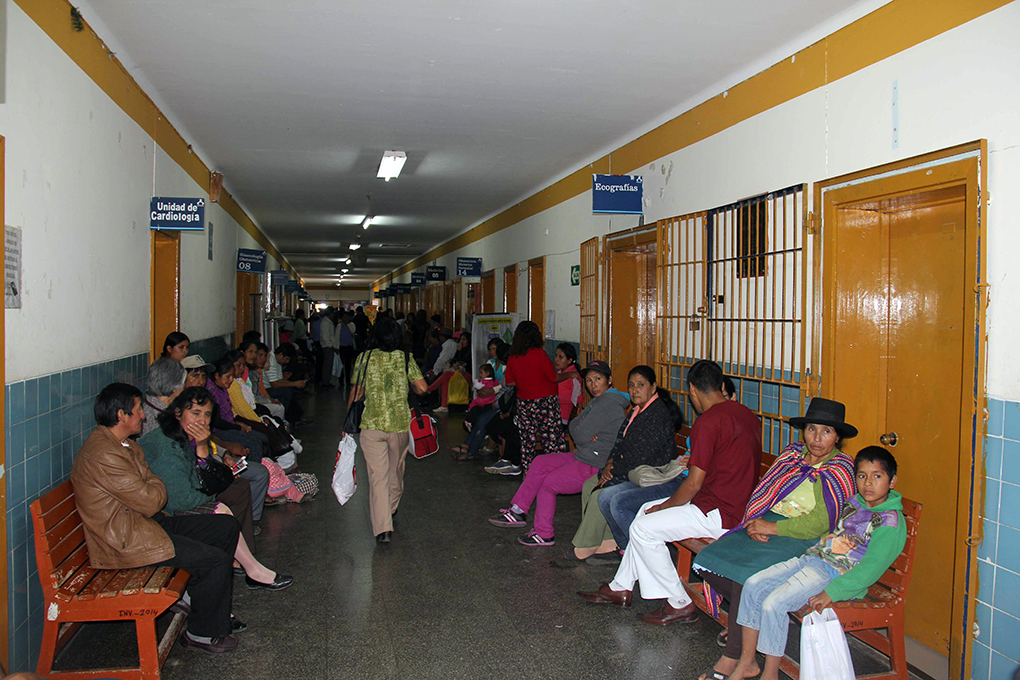 SIS afirma que Hospital tiene 4.5 millones para asegurados