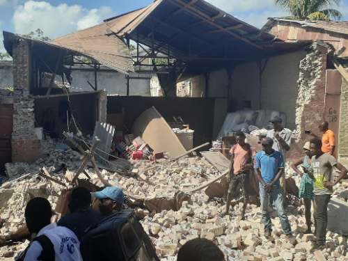 Sismo en Haití deja 724 fallecidos