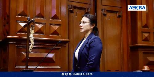 Ana Zegarra asume como congresista tras fallecimiento de Hitler Saavedra