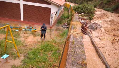 Huariaca: desborde de río Huallaga inunda dos colegios y deja seis viviendas inhabitables | FOTOS