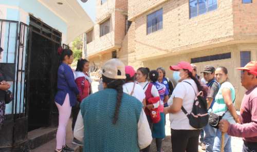 Usuarios de Emapa San Luis protestan por el alto costo del servicio de agua