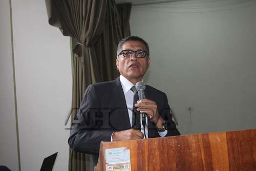 Rosendo Serna: “Debe mejorar calidad educativa en el aula”
