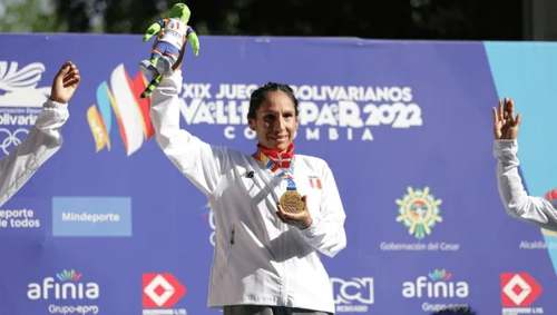 Gladys Tejeda gana media maratón en Bolivarianos