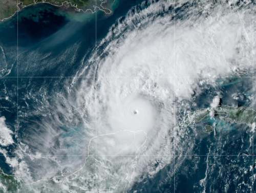 Florida se prepara para el huracán Milton: "Si te quedas, vas a morir"