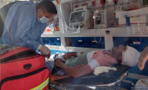 Dos heridos dejó violento choque entre bus y trimóvil