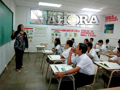 Vuelven a clases 240 mil alumnos de 4333 colegios