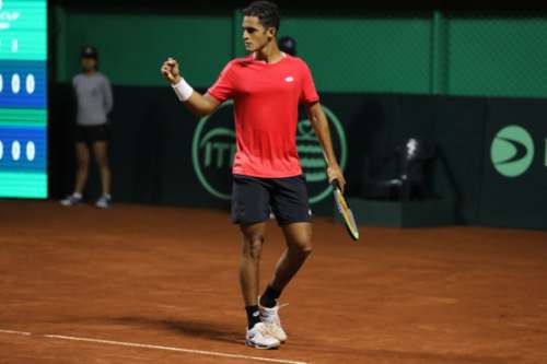Juan Pablo Varillas y Nicolás Álvarez en competencia en el Challenger de Santiago II.