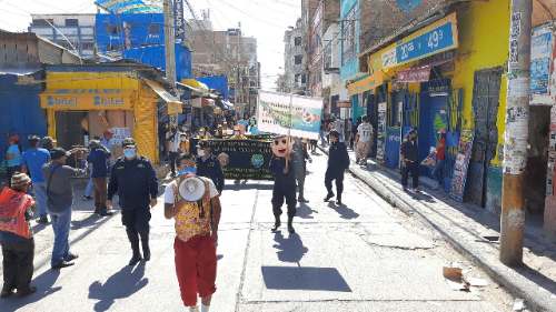 Policías y juntas vecinales organizan campaña de sensibilización