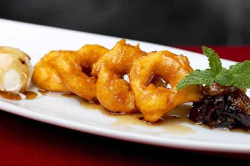 Los picarones se posicionan como uno de los mejores postres frito del mundo