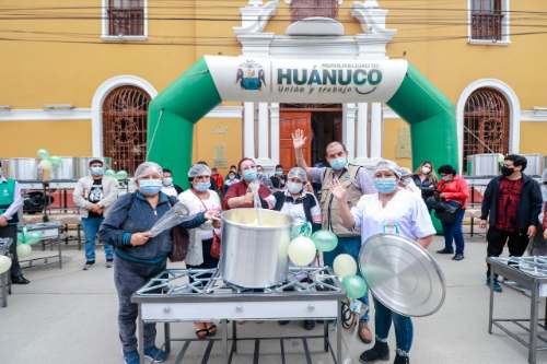 Ollas comunes de Huánuco reciben cocinas industriales