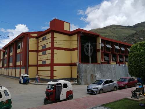 Colegio Hermilio Valdizán sigue en problemas de construcción