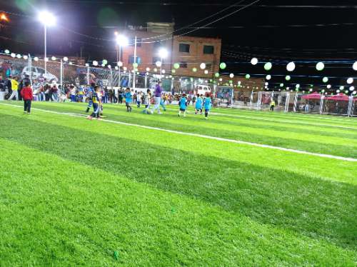 Municipalidad de Amarilis construye grass sintético en Sector 1 de San Luis