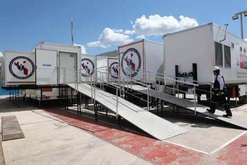 Inauguran hospital móvil para pacientes con COVID-19