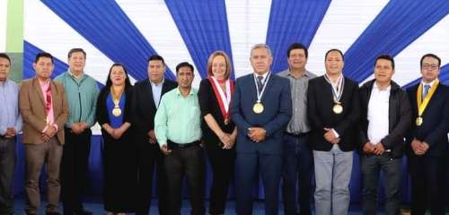 Alcaldes coordinan la construcción de la carretera que unirá Huaral – Huayllay