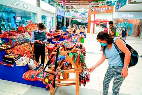 Flores y carteras, los productos más vendidos por delivery en el Día de la Madre