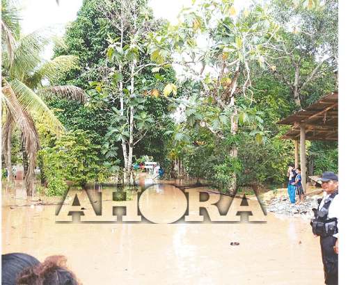 Quebrada Cochero y río Supte inundan poblados