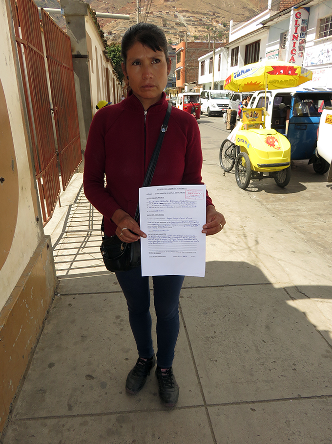 Denuncian a sereno por agresión a pareja