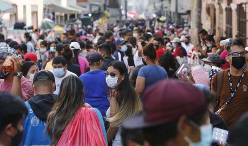 En 59% aumenta contagios de COVID-19 en adolescentes