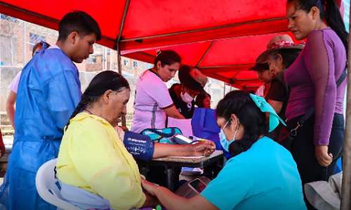Campañas multisectoriales de salud benefician a más de 8 mil personas vulnerables en Huánuco