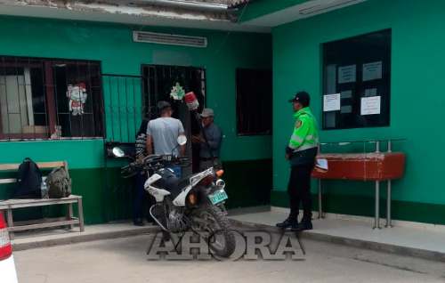 Intervienen a policía por disparar en gresca