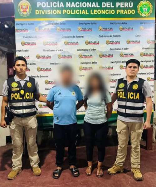Capturan a pareja que vendía ropa presuntamente robada en Tingo María